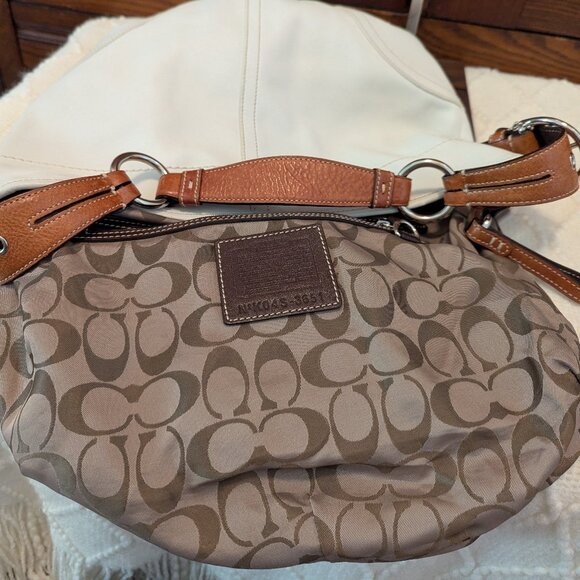 Coach SoHo Hobo Medium Bag Legacy Y2K white Leather 3651 - excellent condition - Picture 11 of 12